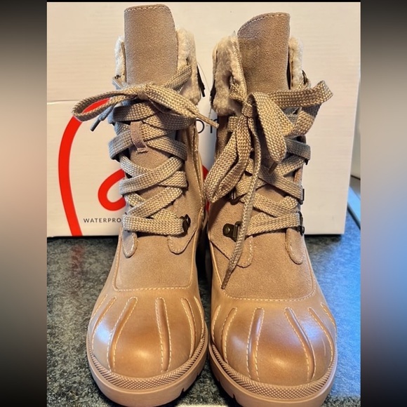 NEW BLONDO WATERPROOF BOOTS - Picture 2 of 7